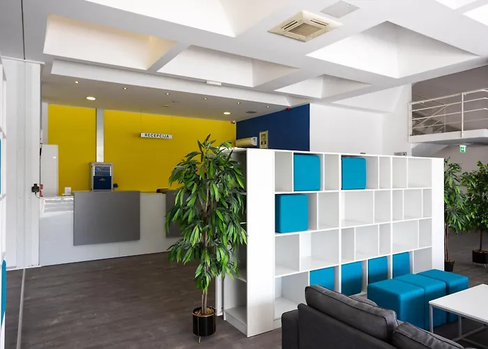 Kampus Хостел *