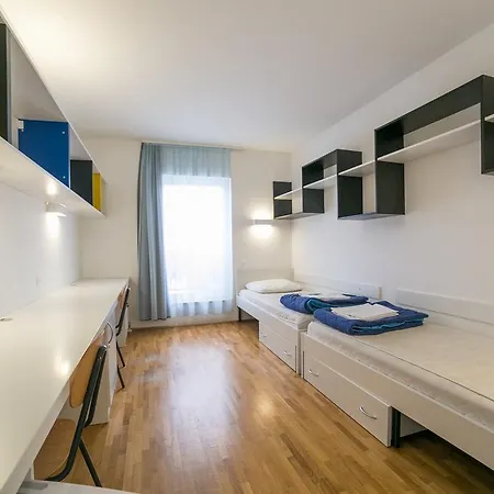 Auberge de jeunesse Kampus *