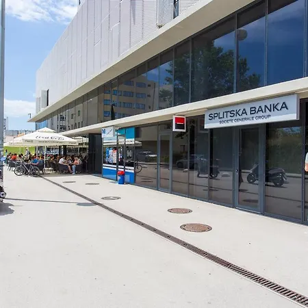 Vandrarhem Kampus Split